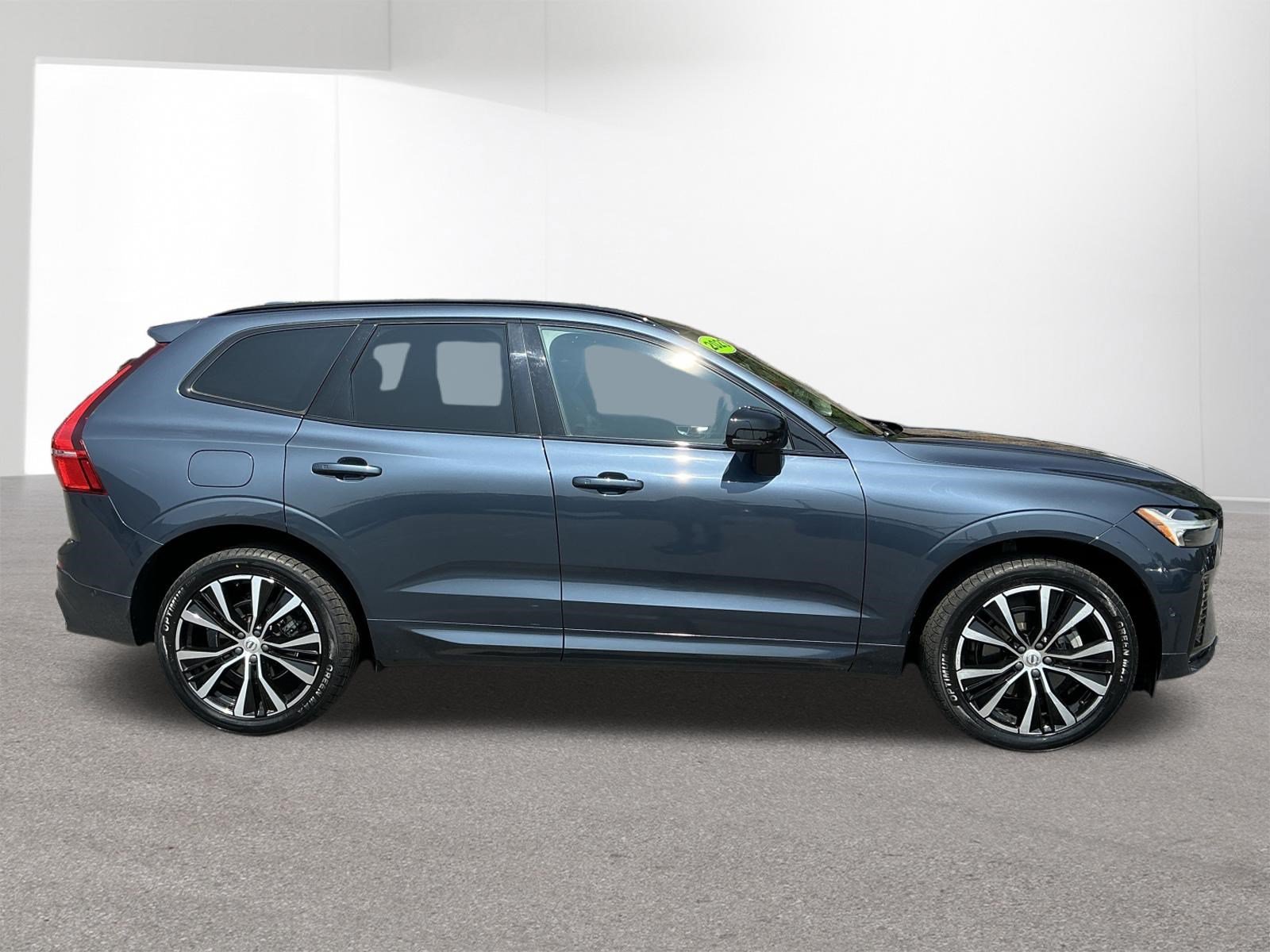 Used 2023 Denim Blue Metallic Volvo Plus Dark Theme image 2