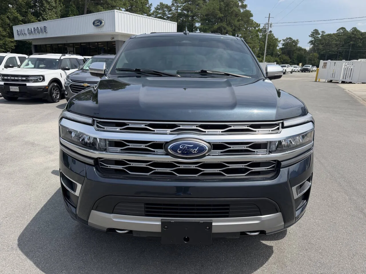 Used 2023 Stone Blue Ford Platinum 4x4 4dr SUV image 9
