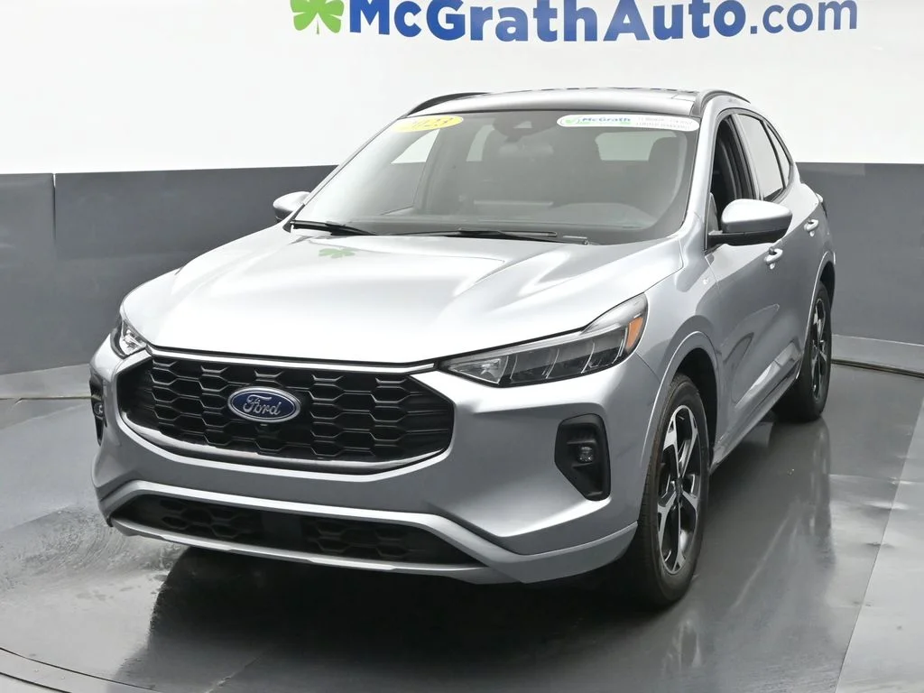 Used 2023 Silver Ford ST-Line Select image 23