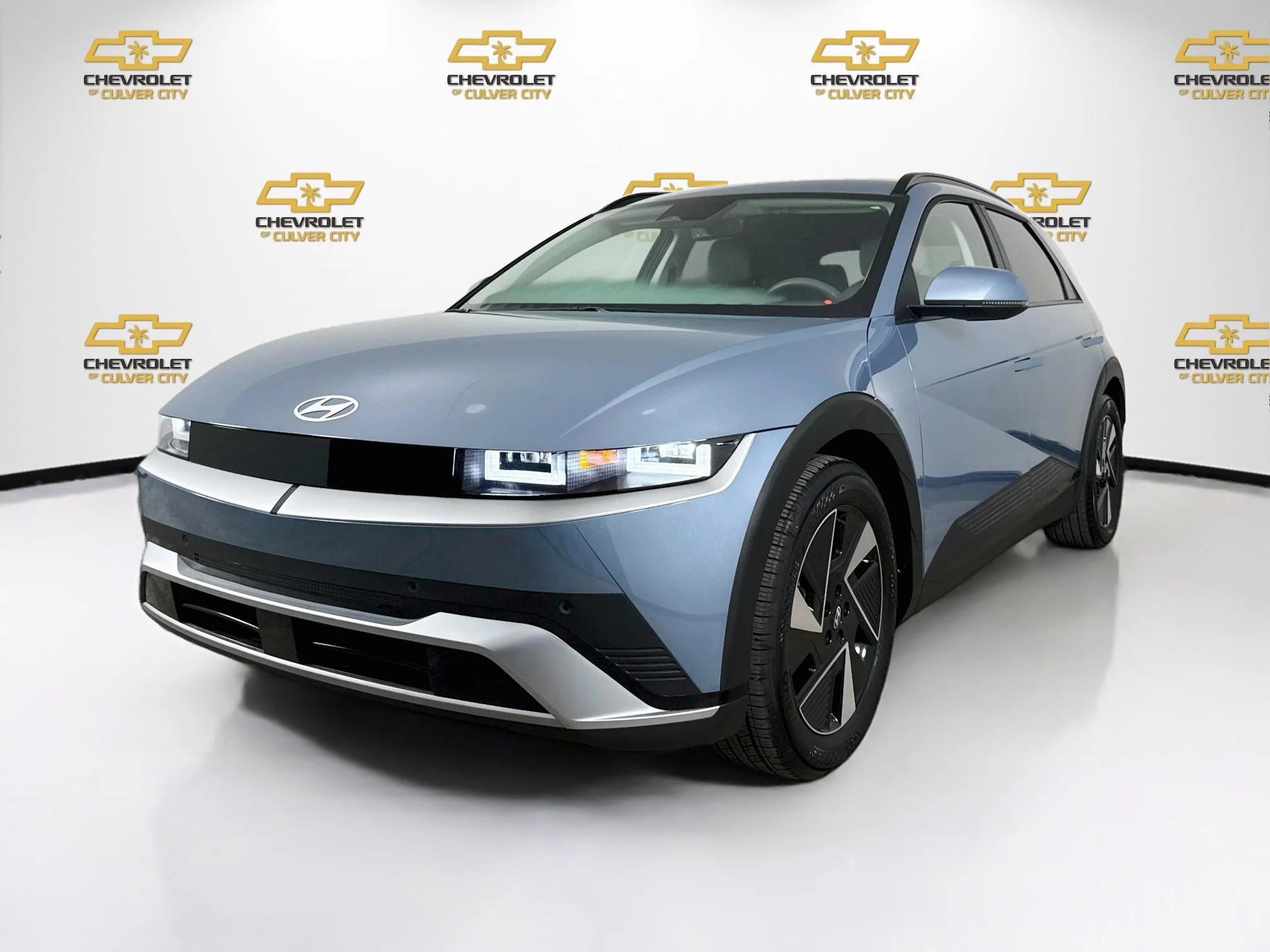 Used 2025 Blue Hyundai SEL image 3