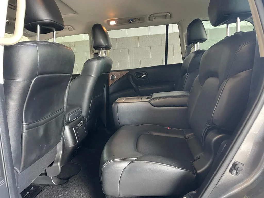 Used 2023 Gray Nissan SL image 17