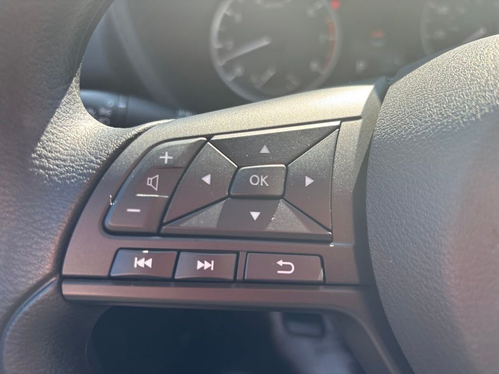 Used 2025 White Nissan S image 19