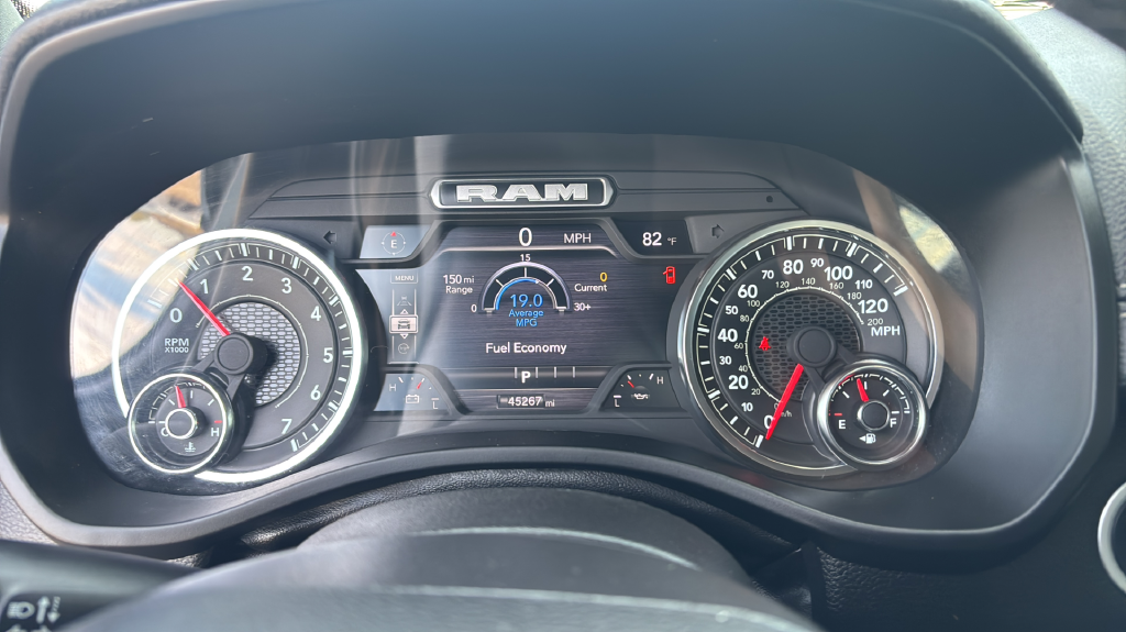 Used 2025 Silver Ram Laramie image 26