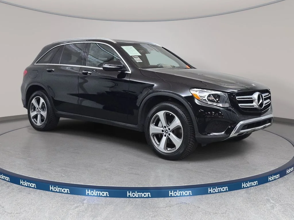 Used 2019 Black Mercedes-Benz GLC 300 image 4