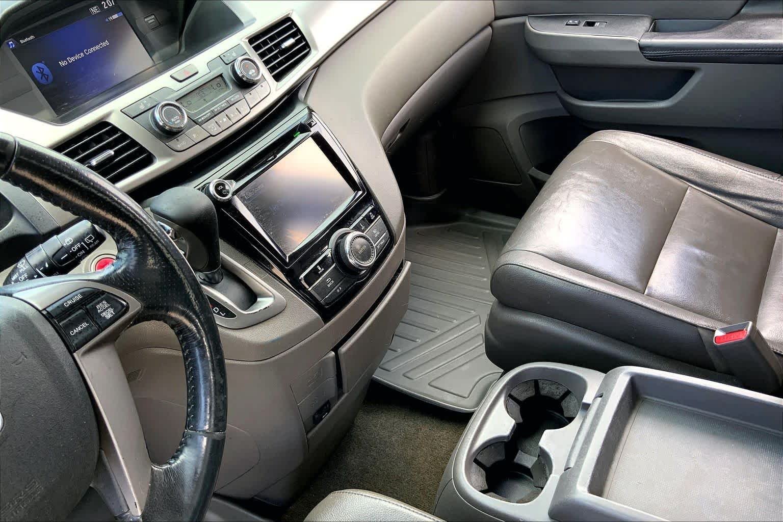 Used 2016  Honda EX-L image 16