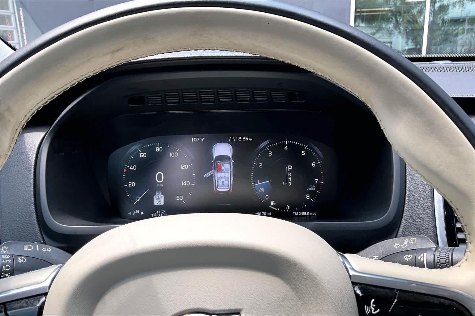 Used 2021 Crystal White Metallic Volvo Inscription image 26