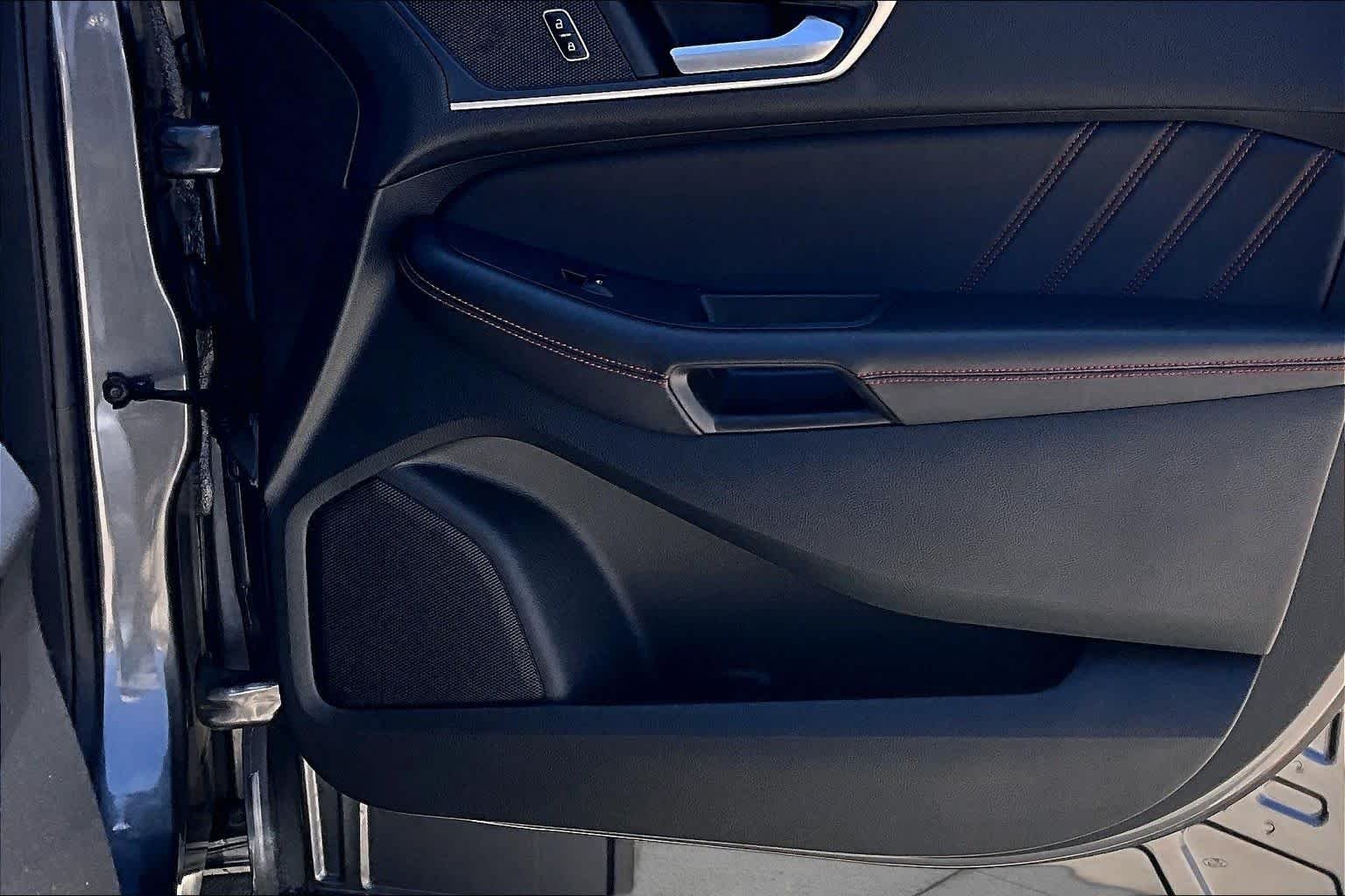 Used 2023 Carbonized Gray Ford ST-Line image 21