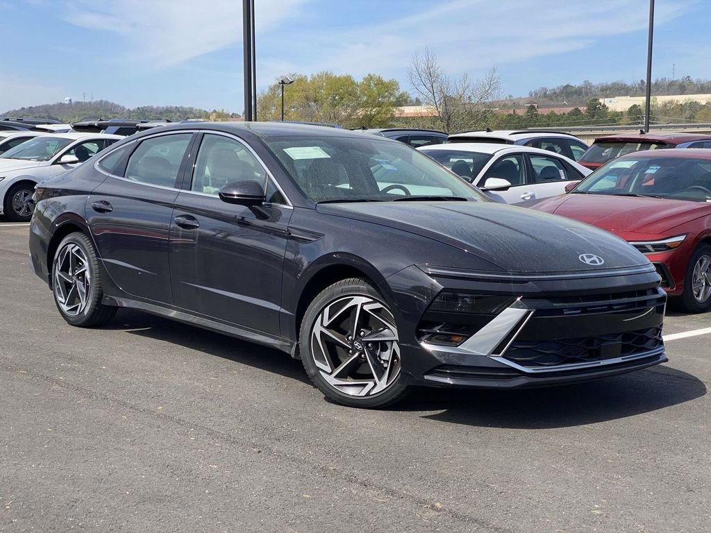 2026 Hyundai Sonata SEL AWD's photo