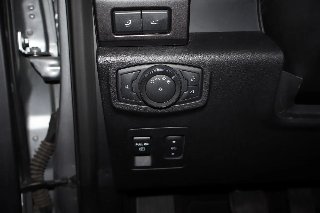 2021 Ford Expedition Limited - Photo 12