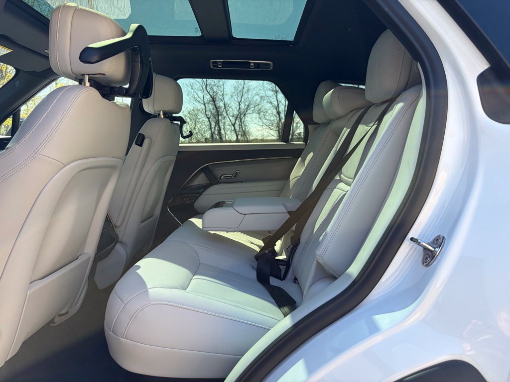 New 2026 White Land Rover SE image 13