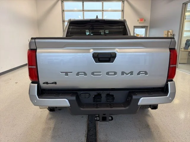 2026 Toyota Tacoma TRD Off Road - Photo 9