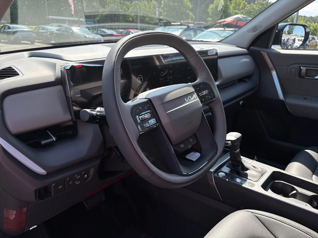 New 2027 White Kia EX image 13