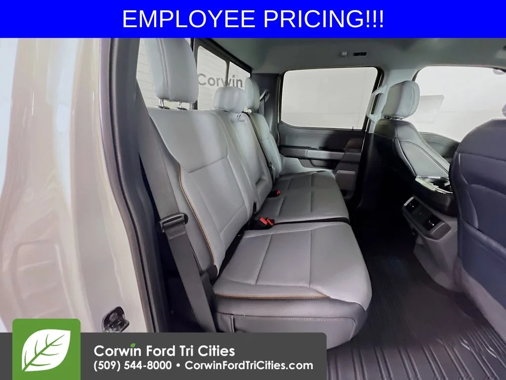 New 2026 Star White Metallic Tri-Coat Ford Lariat image 17