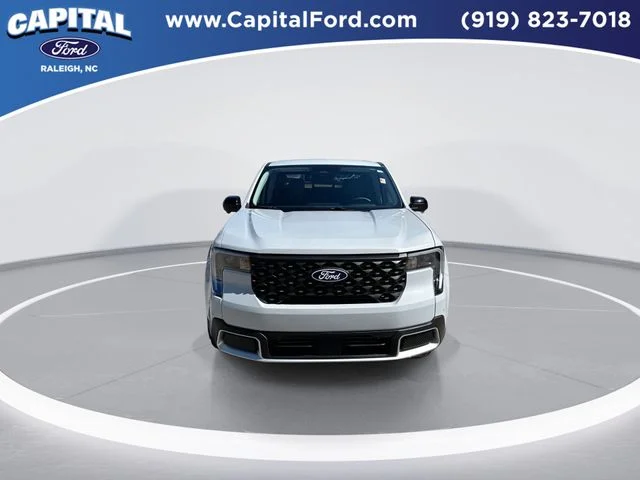 Used 2025 White Ford Lariat image 3