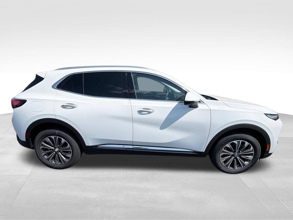 New 2026 Summit White Buick Preferred image 8