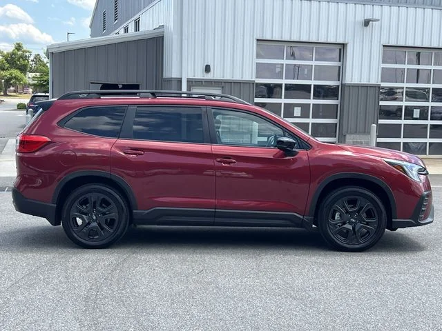 Used 2025 Red Subaru Onyx Edition Touring image 14
