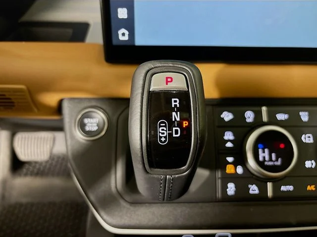 Certified Used 2024 Pangea Green Land Rover SE image 19