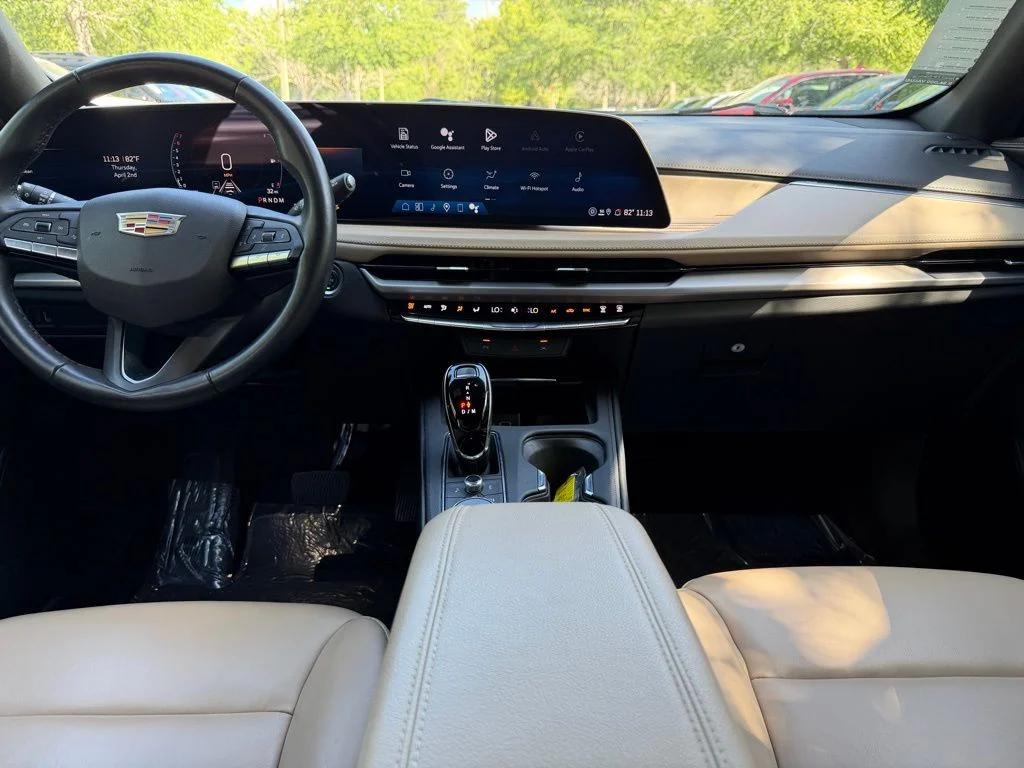 2025 Cadillac XT4 Premium Luxury - Photo 12