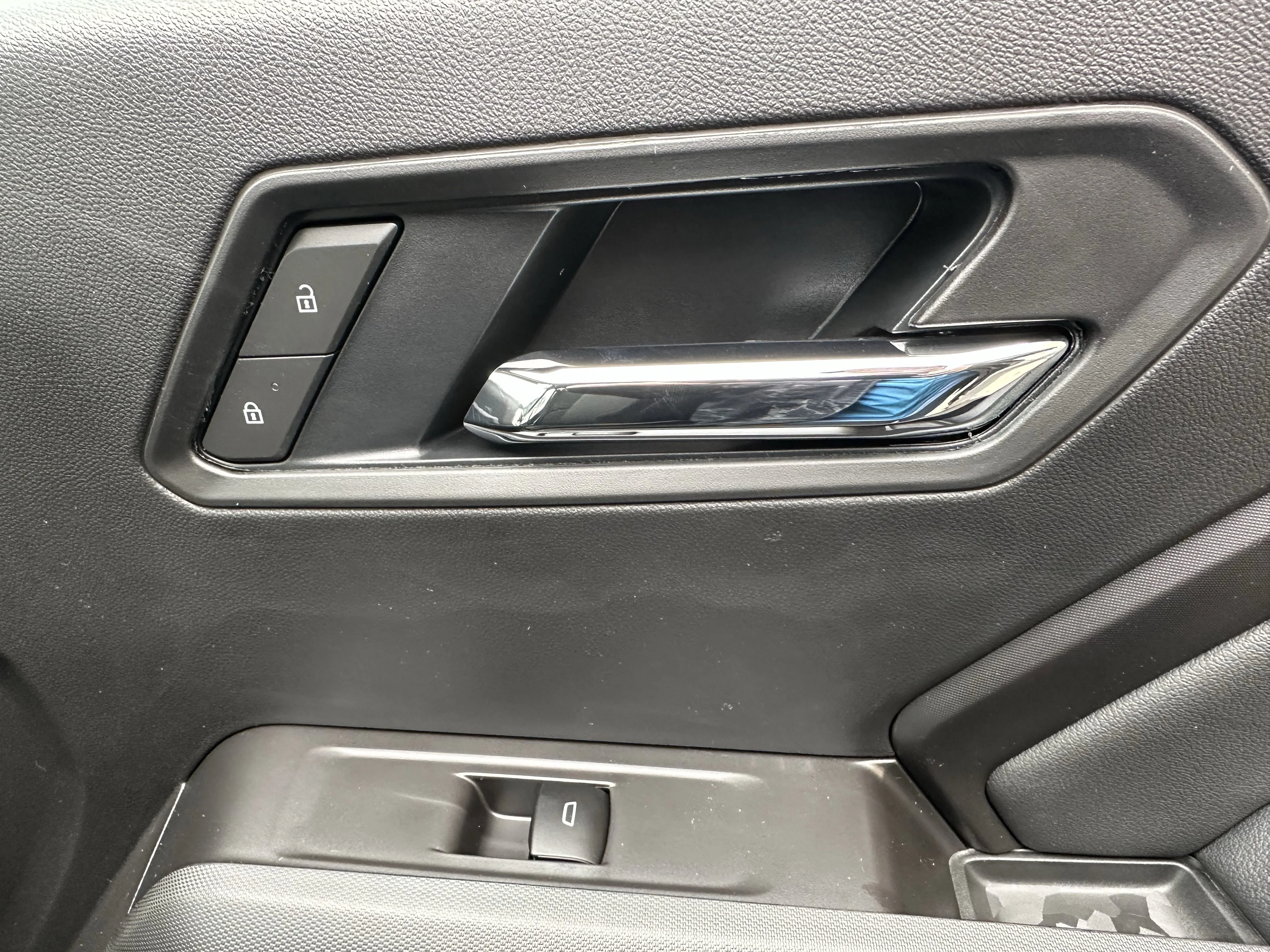 New 2026 Onyx Black GMC Elevation image 20