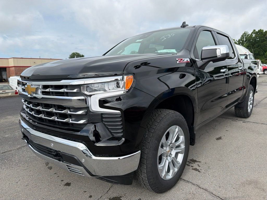 2026 Chevrolet Silverado 1500 LTZ - Photo 7