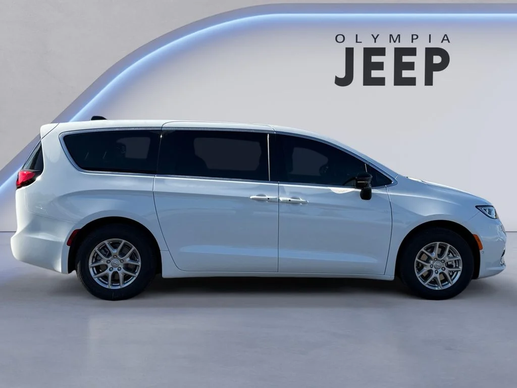 2026 Chrysler Pacifica Select - Photo 7