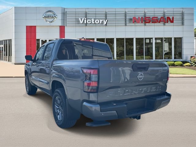 New 2026 Gun Metallic Nissan Crew Cab SV image 5