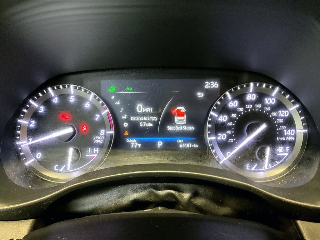 Used 2020  Toyota XLE image 26