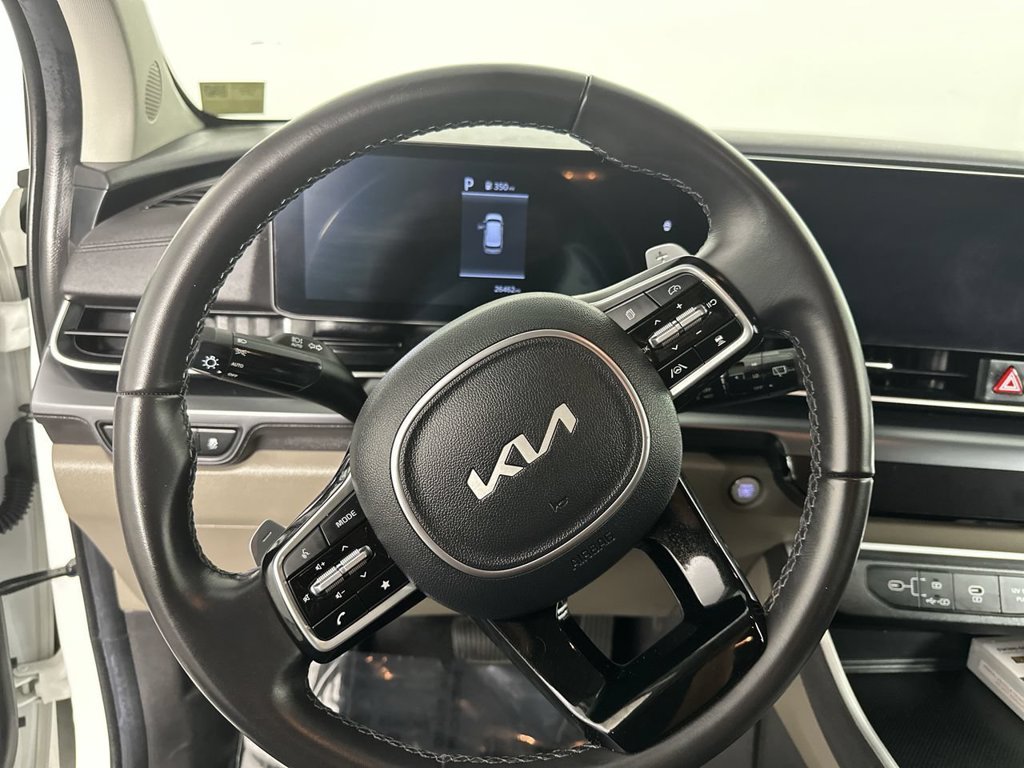 Certified Used 2026 White Kia LXS image 5