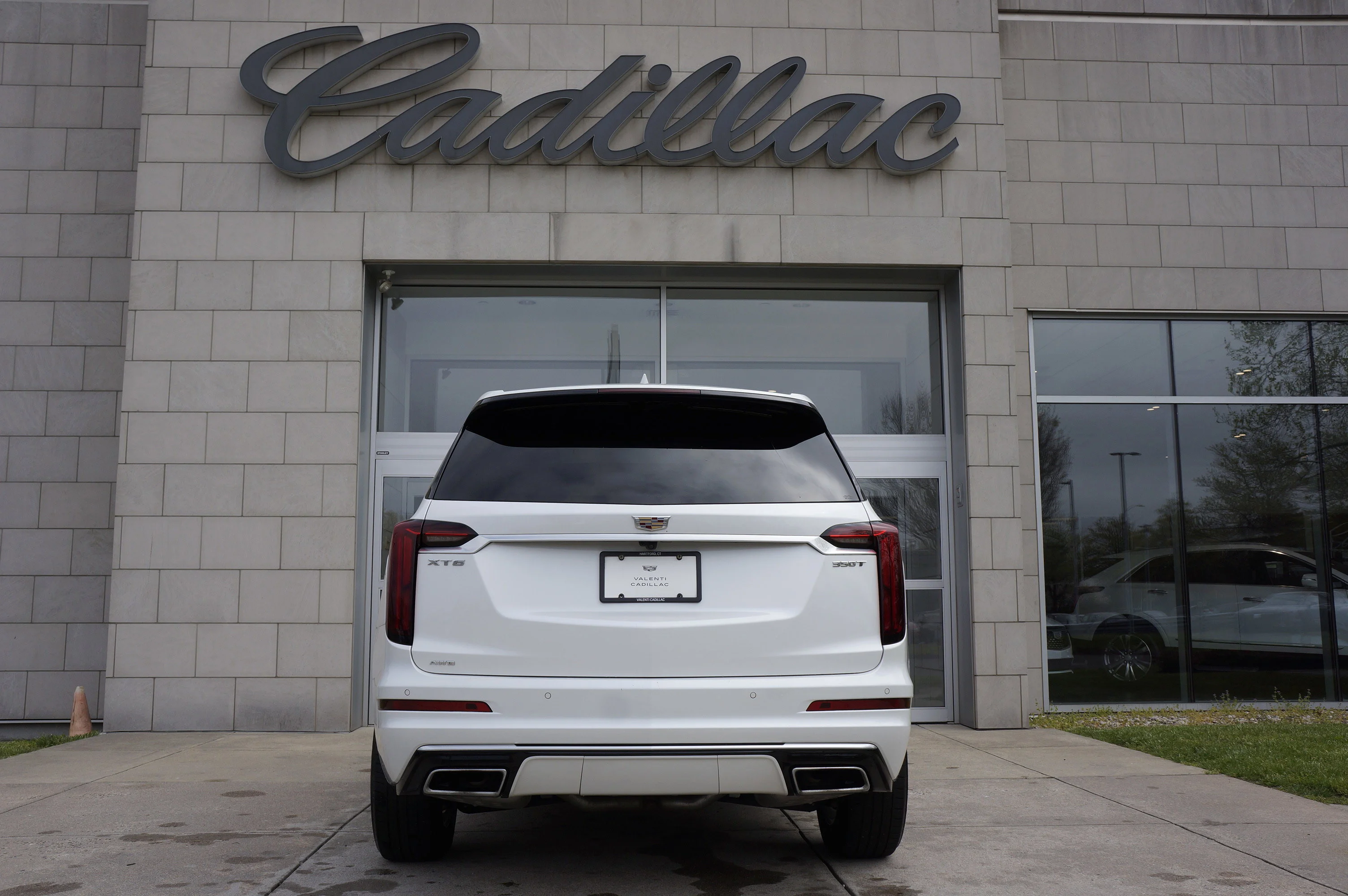 Used 2024 Crystal White Tricoat Cadillac AWD Luxury image 6