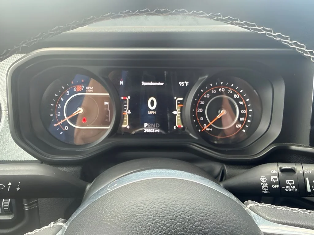 Used 2025 Gray Jeep Sahara image 22