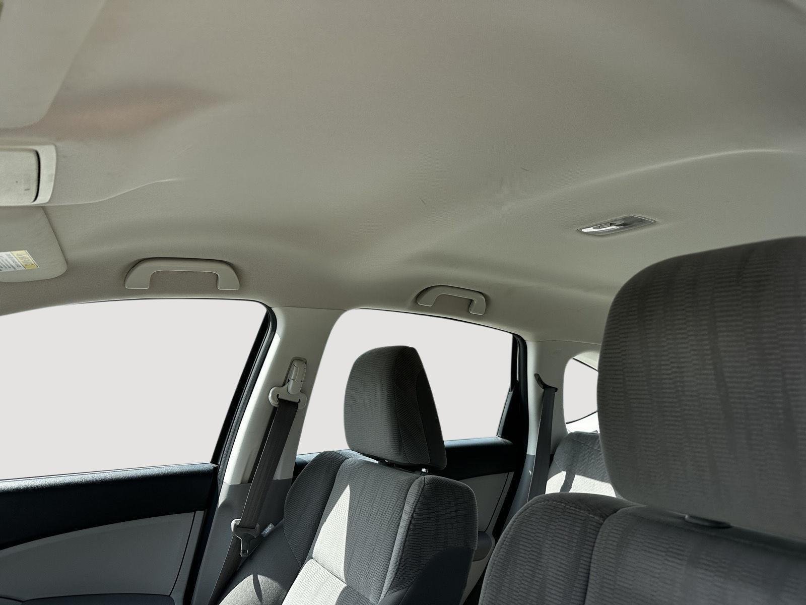 Used 2014 Alabaster Silver Metallic Honda LX image 19