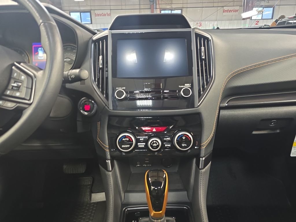 Used 2025 White Subaru Wilderness image 20