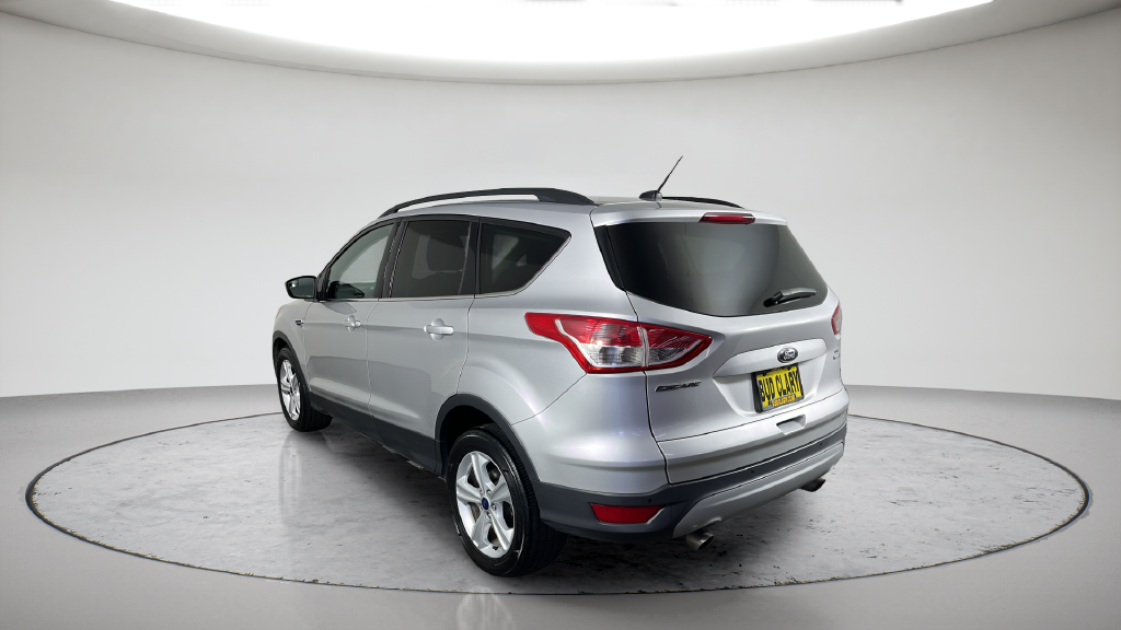 Used 2014 Ingot Silver Ford SE image 10