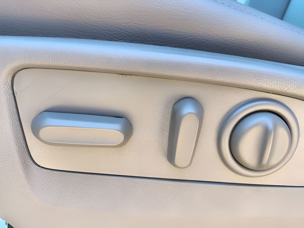2021 Chevrolet Silverado 1500 LT - Photo 11