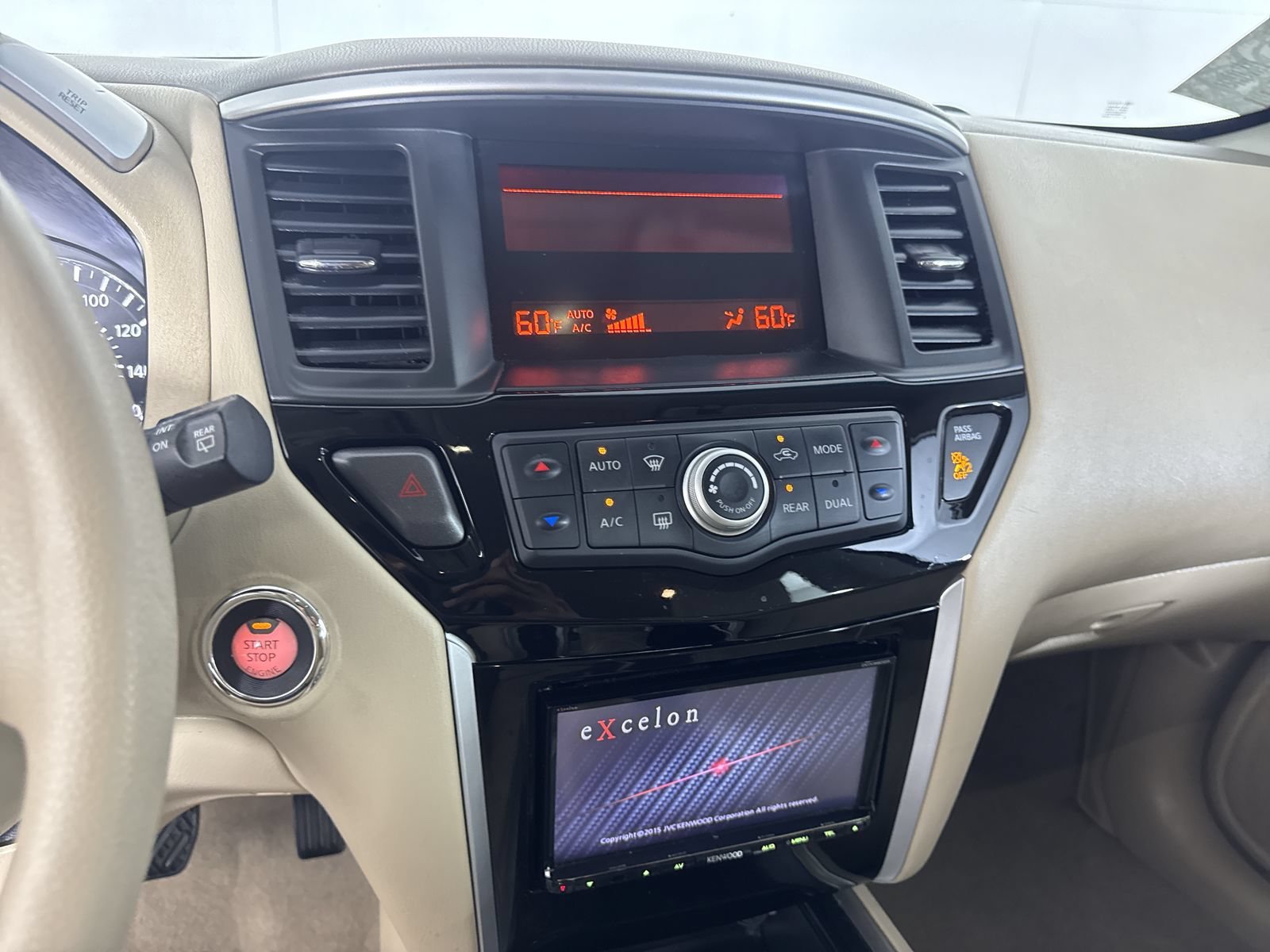 Used 2015 Java Metallic Nissan S image 18