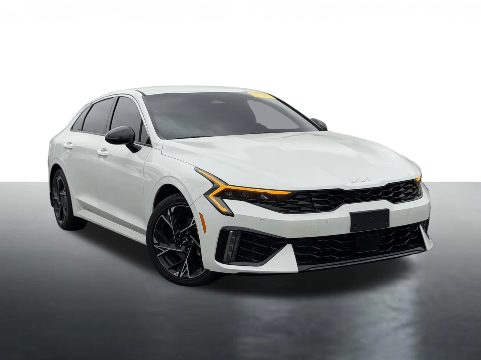 2025 Kia Optima GT-Line AWD's photo