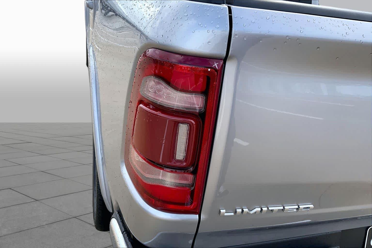 Used 2022 Billet Silver Metallic Clearcoat Ram Limited image 27
