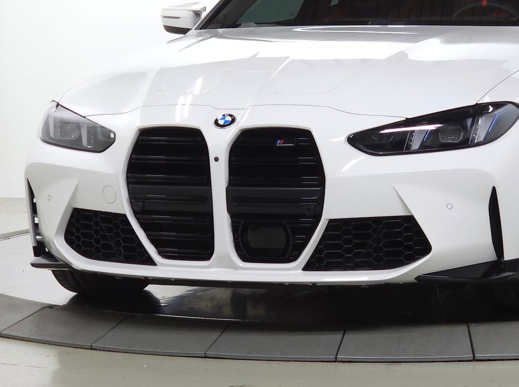 Used 2026 Alpine White BMW Competition image 3