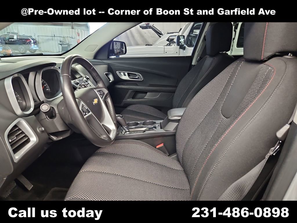 Used 2017 SILVER ICE METALLIC Chevrolet LT image 14