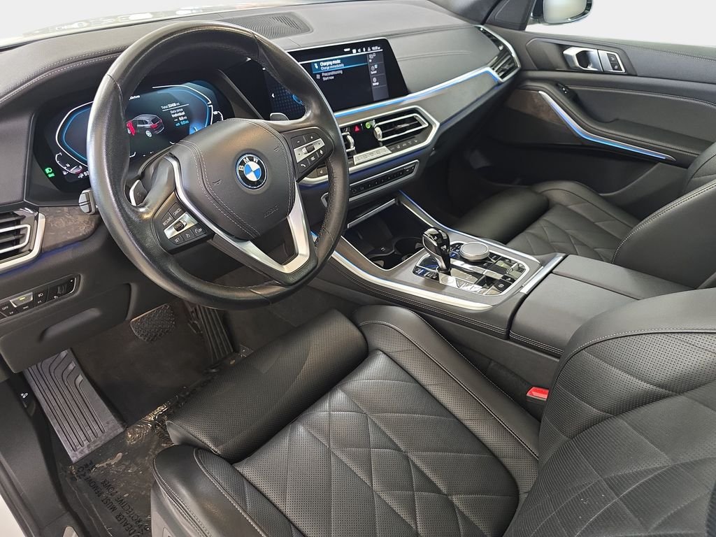 Certified Used 2023 Alpine White BMW xDrive45e image 16