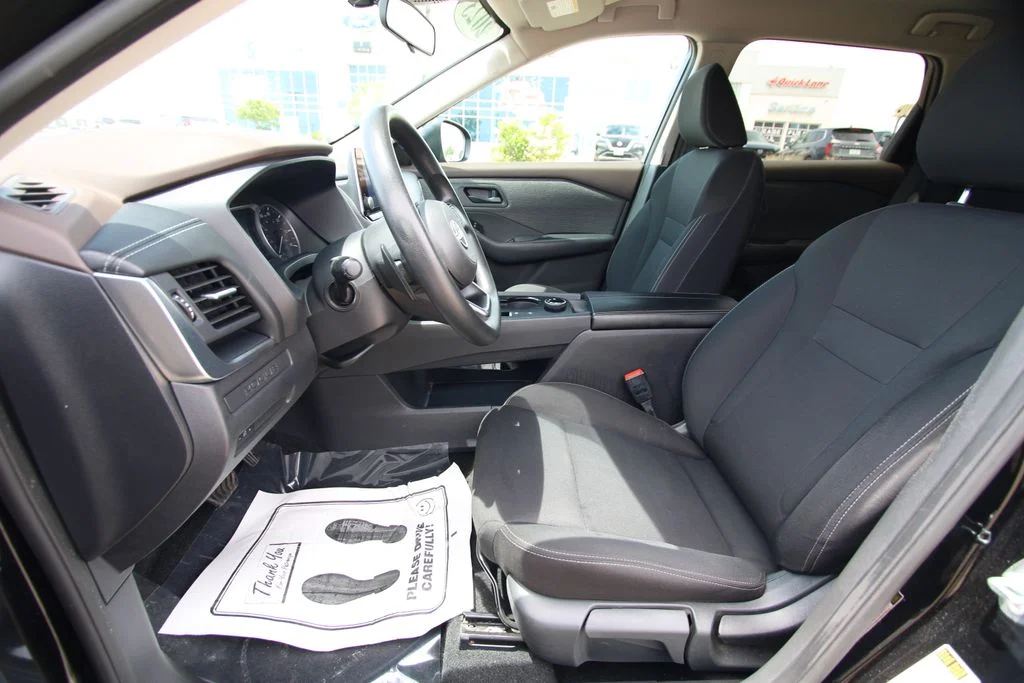 Used 2023 Black Nissan S image 6