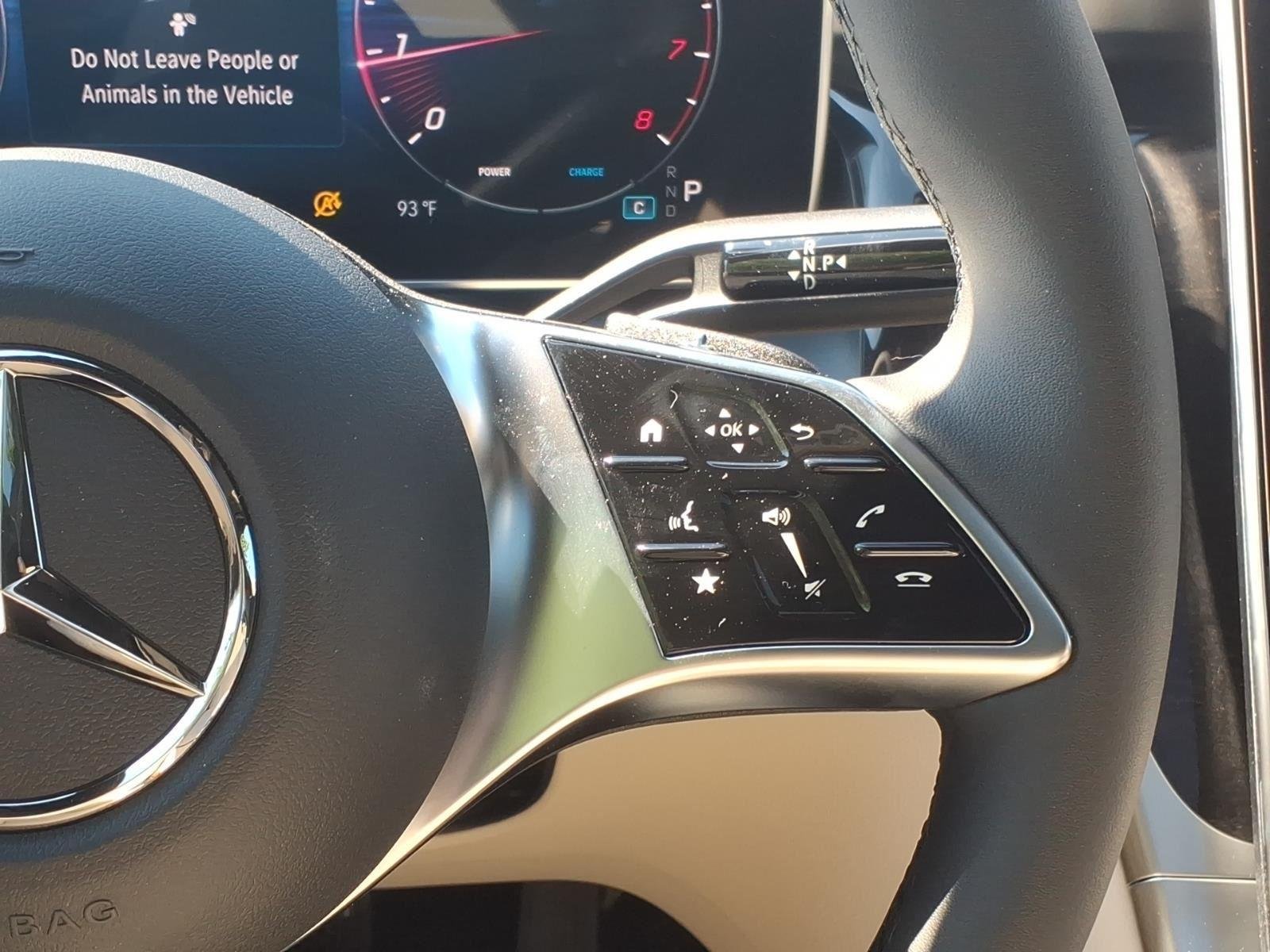 New 2026 BLACK Mercedes-Benz GLC 300 image 15