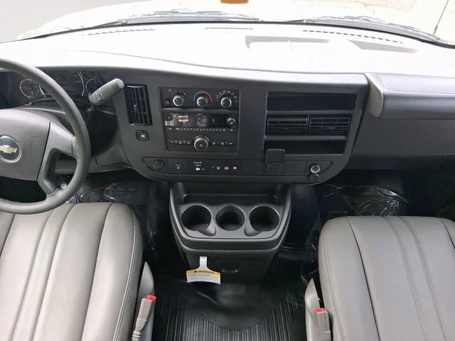 2025 Chevrolet Express Cargo Work Van - Photo 11