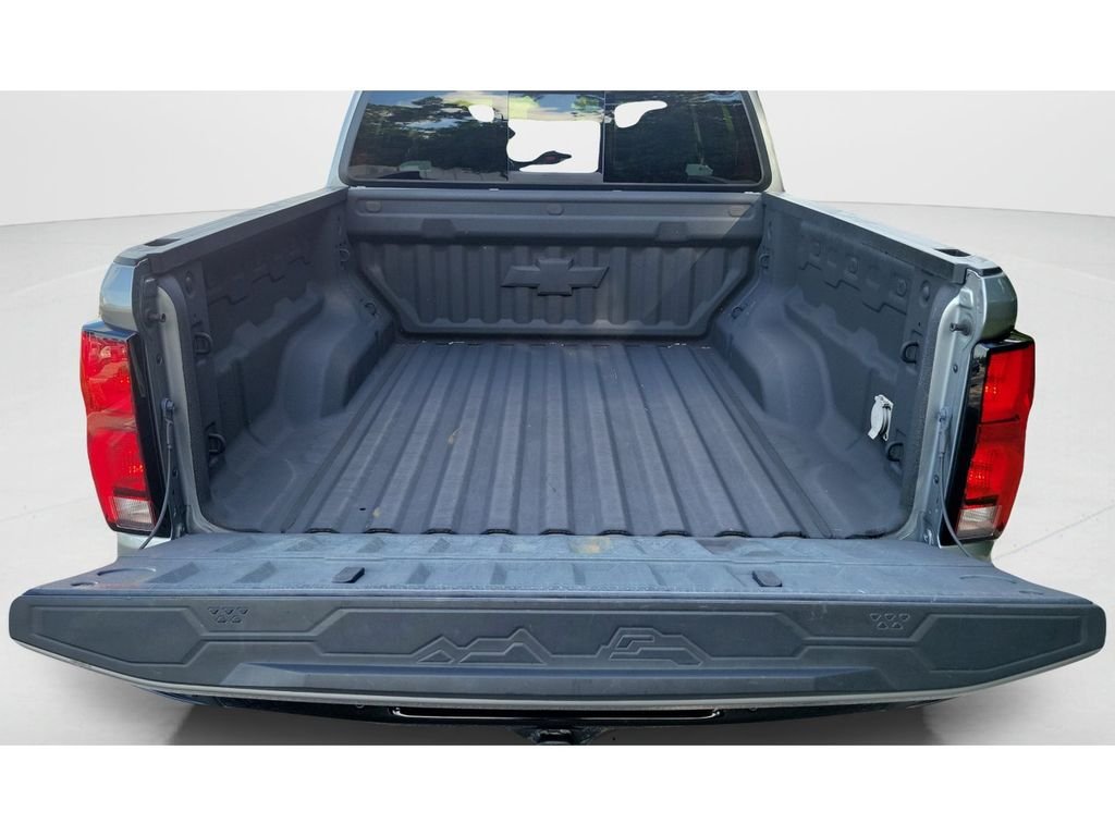Used 2023 Gray Chevrolet Z71 image 9