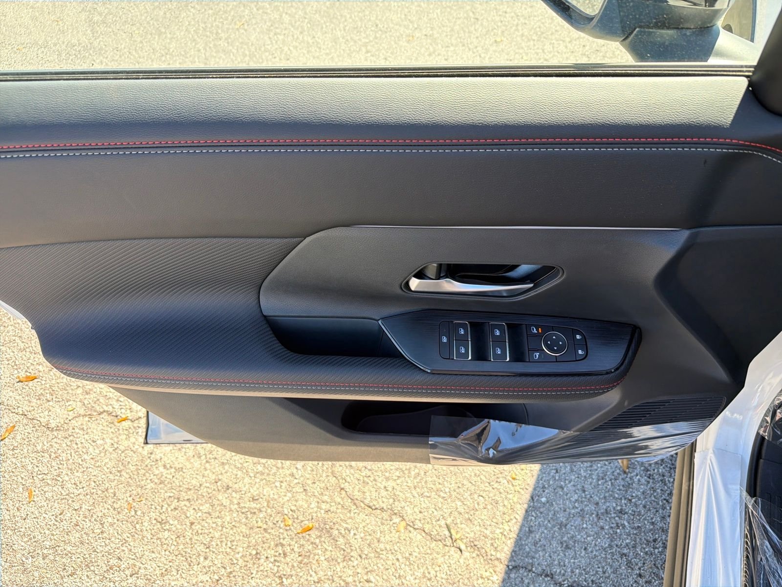 New 2026 Nissan Kicks SR 4D Sport Utility