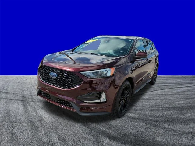 Used 2023 Burgundy Ford ST Line image 8