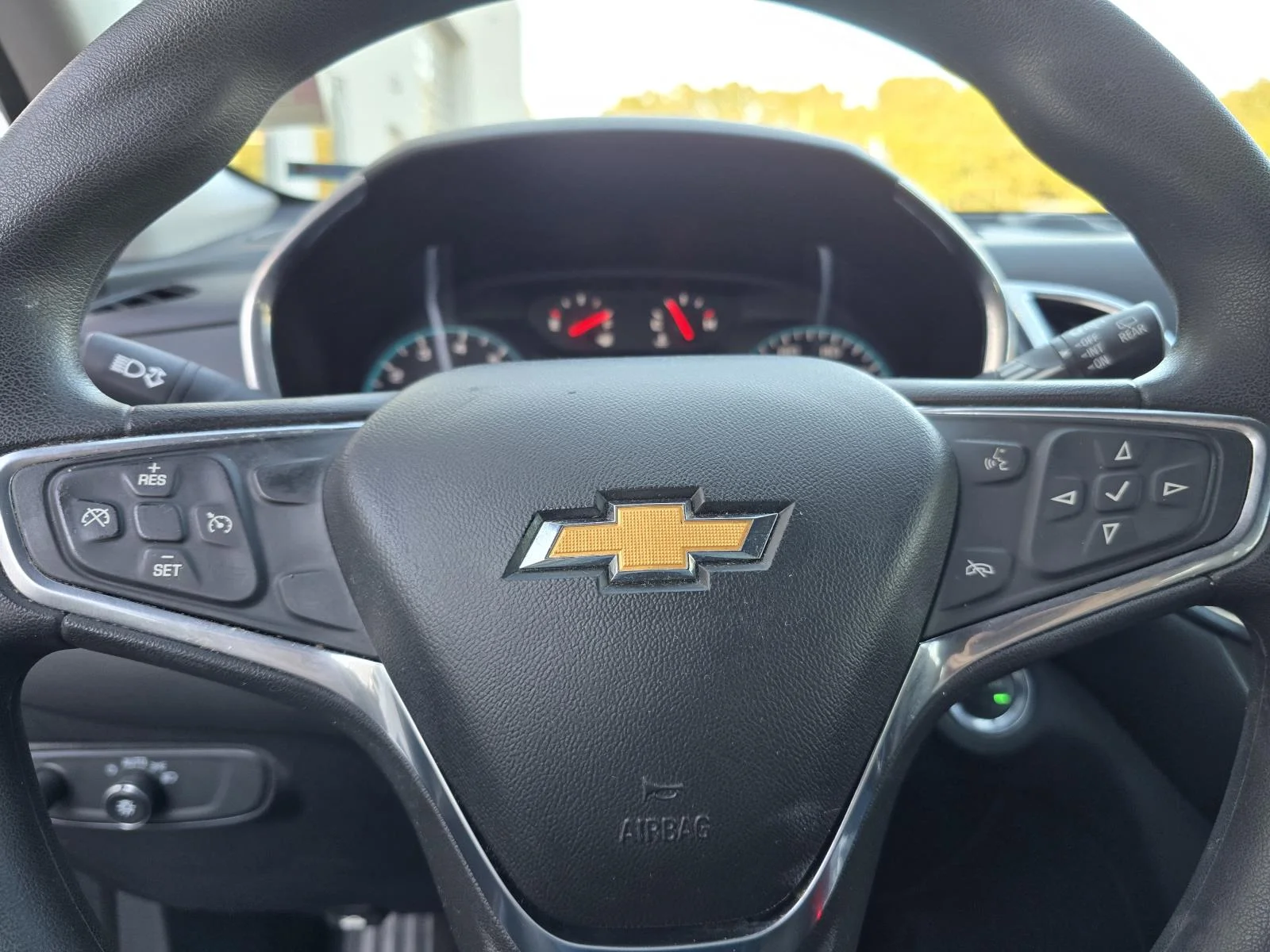 Used 2018 PEPPERDUST METALLIC Chevrolet LT image 13