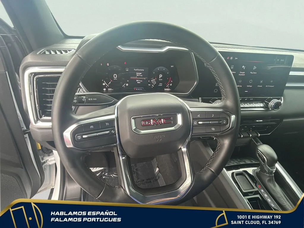 Used 2024 Summit White GMC Elevation image 16