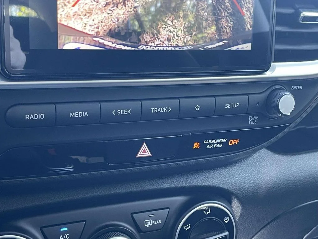 New 2026 White Hyundai SE image 25
