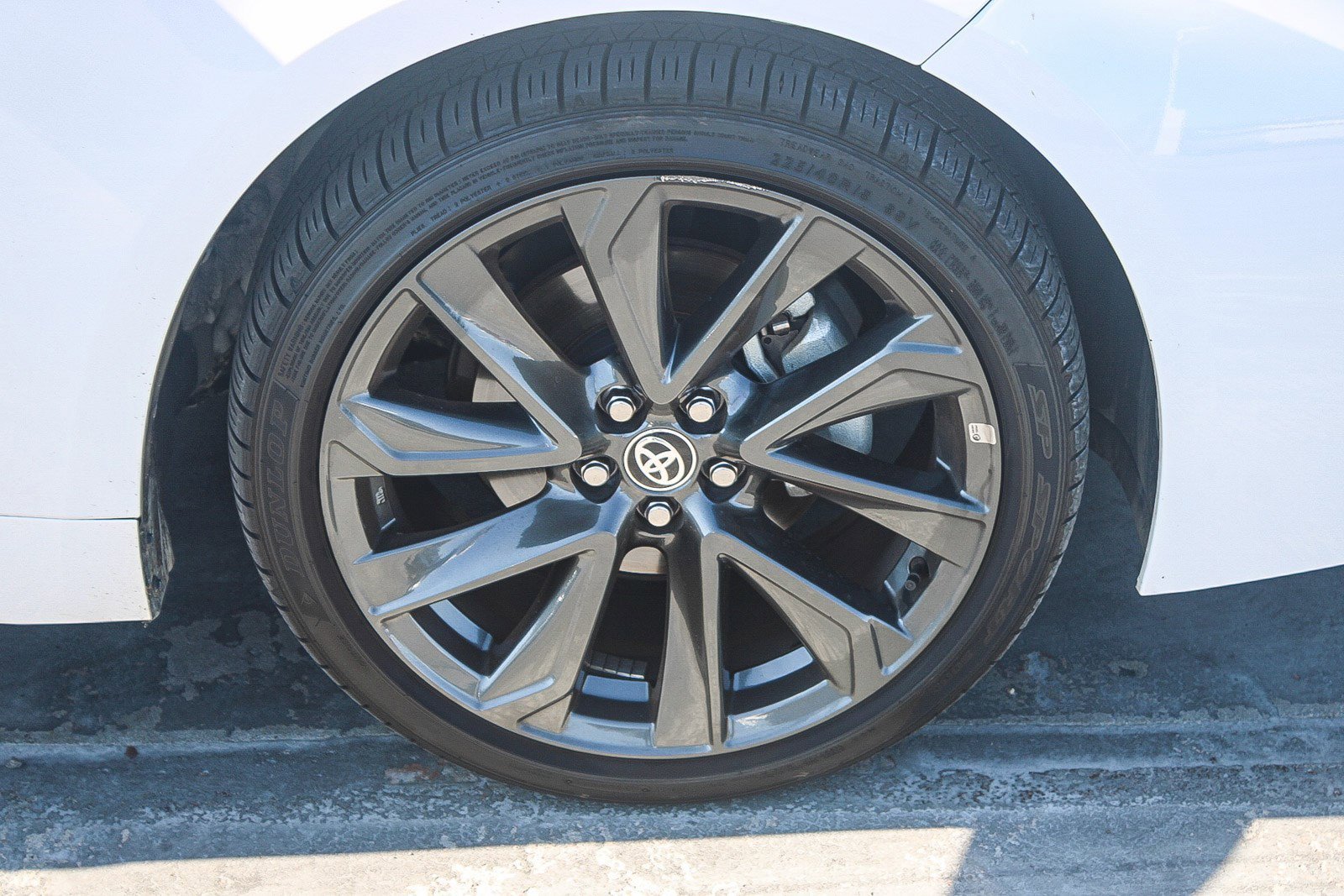 Used 2025 Ice Cap Toyota SE image 16